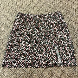 SHEIN Black Pink Green White Multi Floral Knit Mini Skirt * Size XS